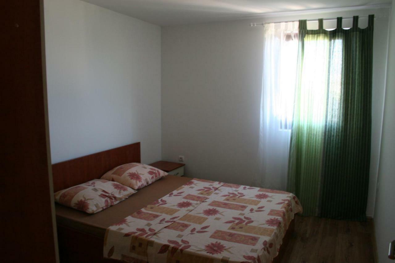 Apartments Sara Влашичи Экстерьер фото